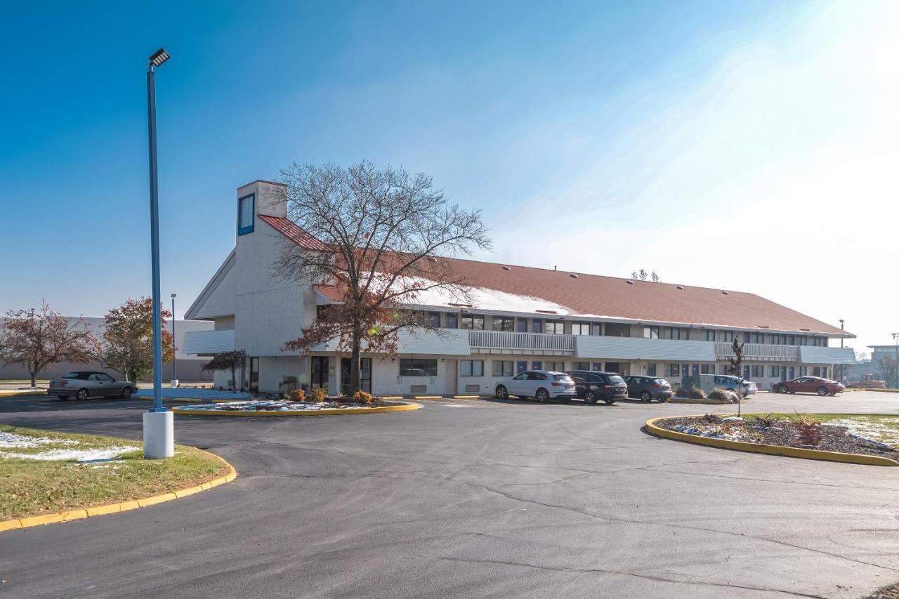 Hotel Akron Northwest - Copley Bagian luar foto